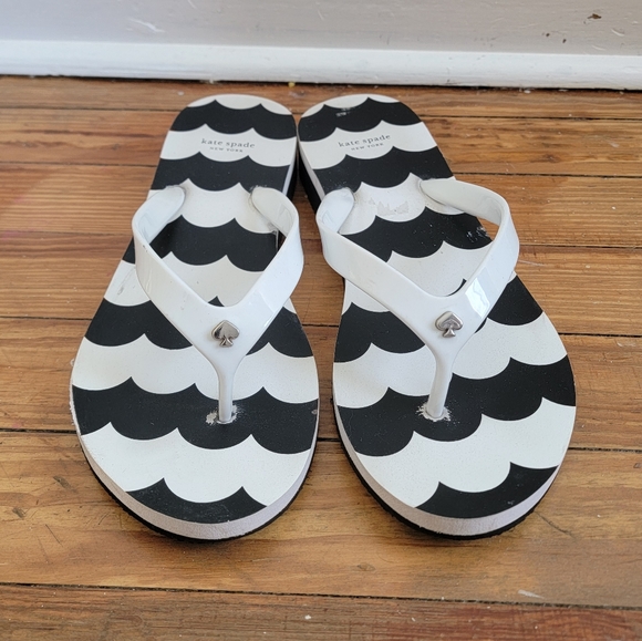 rubber slippers flip flops
